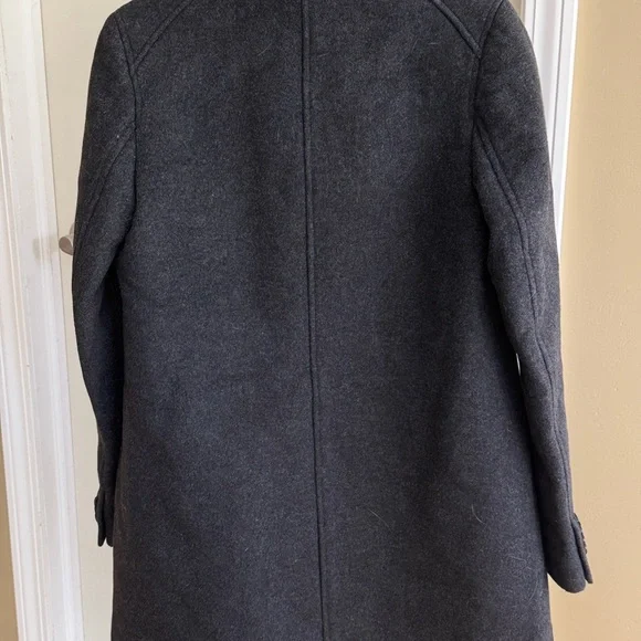 Classic Gray Double-Breasted Coat - Picture 6 of 6